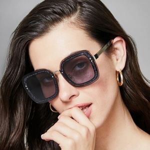 Diff square rimmed black ombre sparkle sunglasses